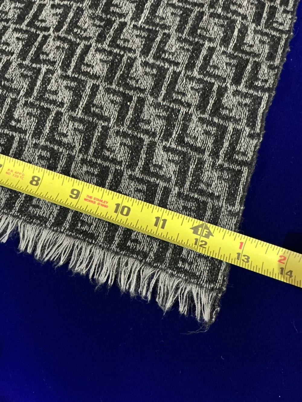 Fendi wool scarf black and gray